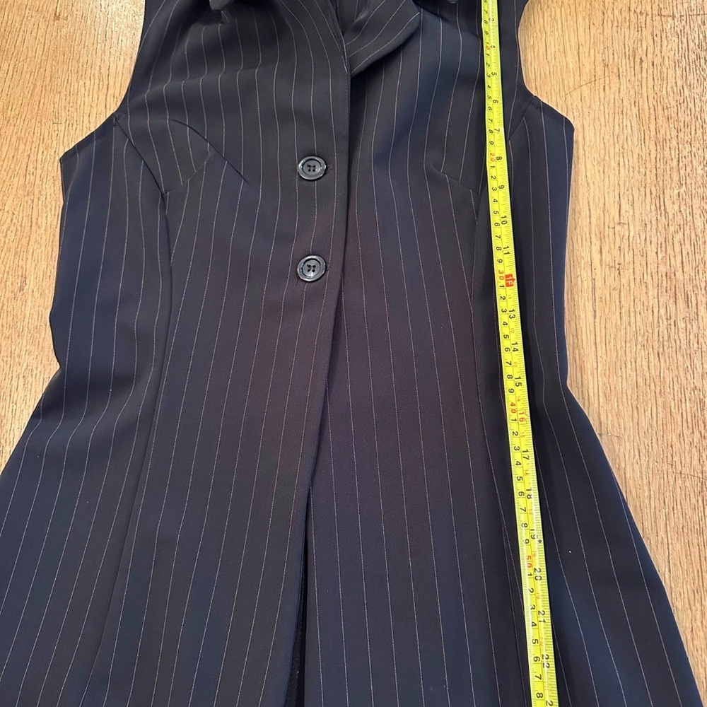 Y2K Studio Y Black Pinstripe 3 Piece Sleeveless Pantsuit - Picture 6 of 15